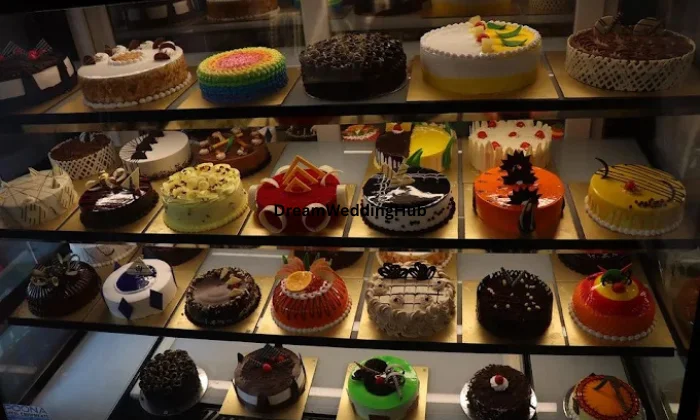 90 DegreesThe Cake Studio